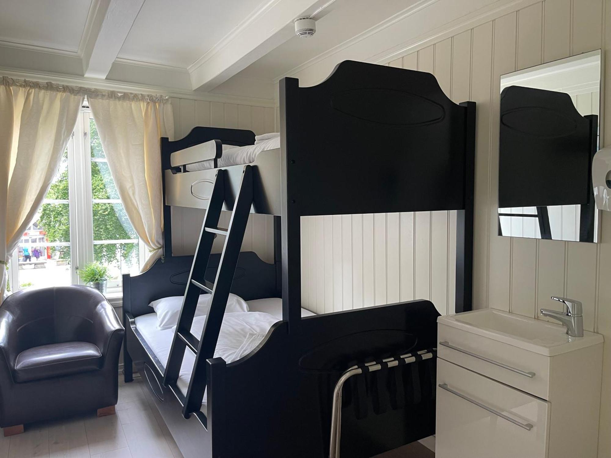 Jondal Hotel Экстерьер фото